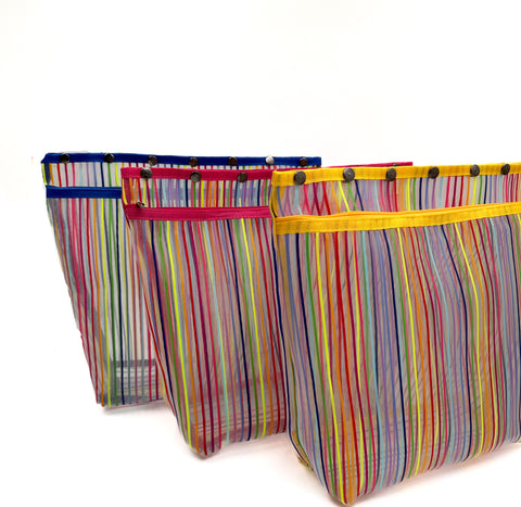 Della Q Standing Oh Snaps L/XL