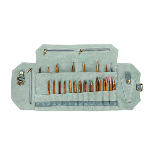 Della Q Maker's Canvas Needle Case
