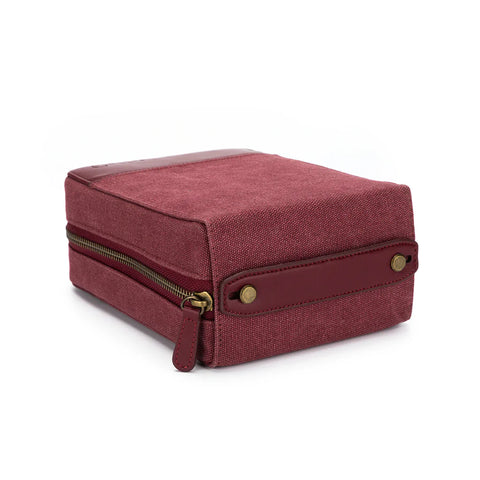 Della Q Maker's Circular Needle Case